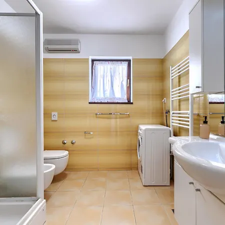 Eufemia-1 By Interhome Pula