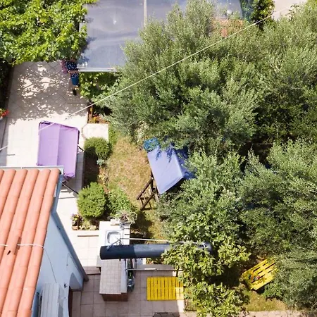 Casa vacanze Eufemia-1 By Interhome Pola