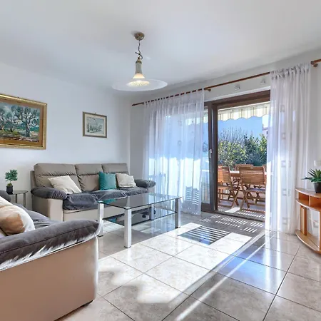 Eufemia-1 By Interhome Pola