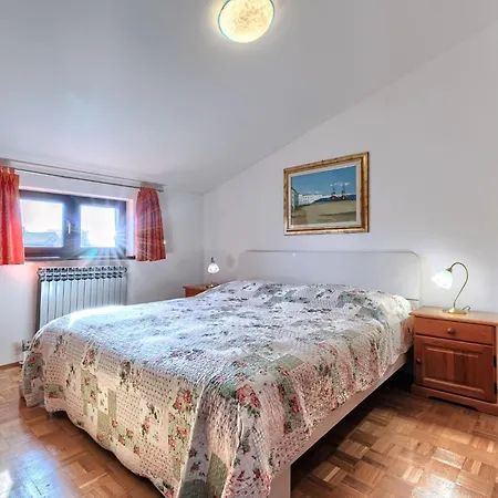 Eufemia-1 By Interhome Casa vacanze Pola