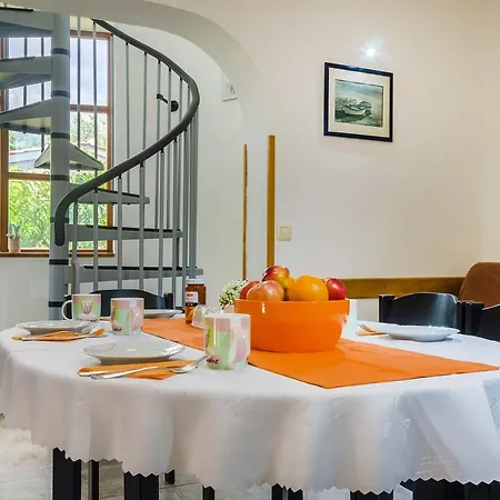 Holiday home Holiday Home Eufemia-1 By Interhome Pula