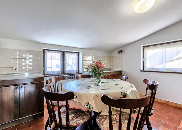 Holiday Home Eufemia-1 By Interhome Vikendica Pula