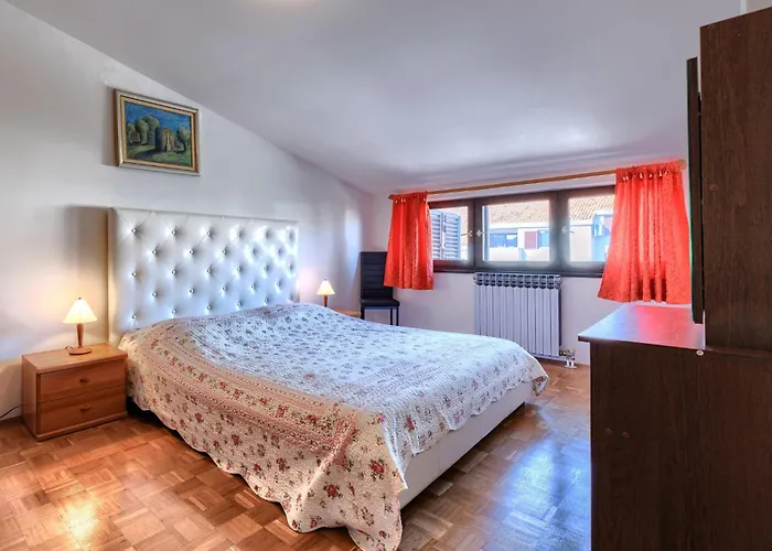 Vikendica Holiday Home Eufemia-1 By Interhome *