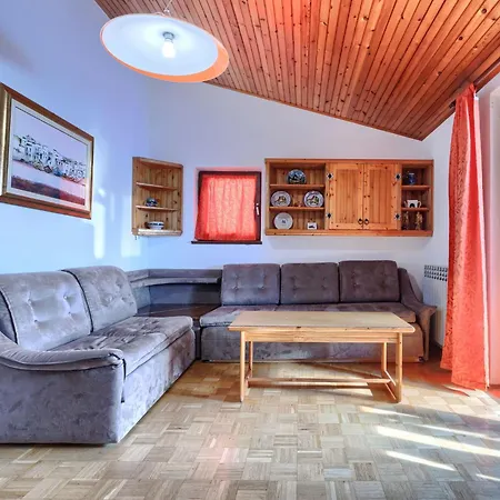 Дом отдыха Eufemia-1 By Interhome Пула