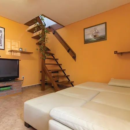 Eufemia-1 By Interhome Сasa de vacaciones